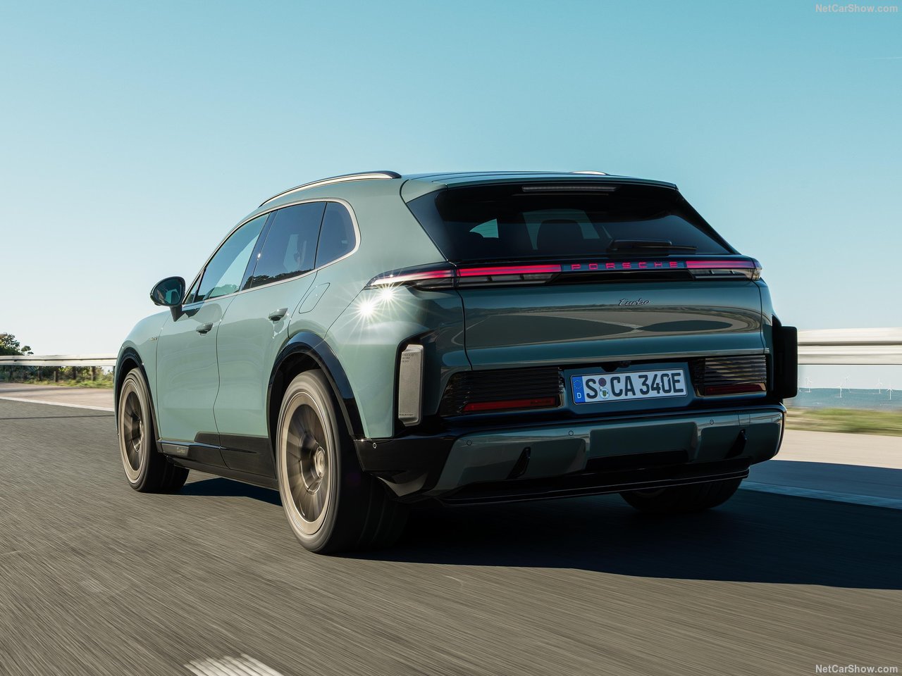 Porsche-Cayenne_Electric-2027-1280-bf77cccead10e3567e477d125005902ff0