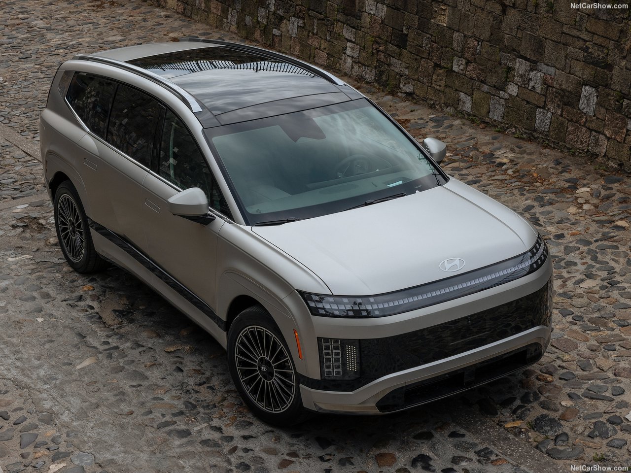 Hyundai-Ioniq_9-2026-1280-dd51e62797cc23153ecf68fcf0a0b4f0df