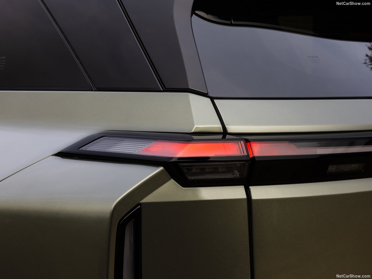 Lexus-TZ-2027-1280-4e822470fa5823269cbb0562942adabcea