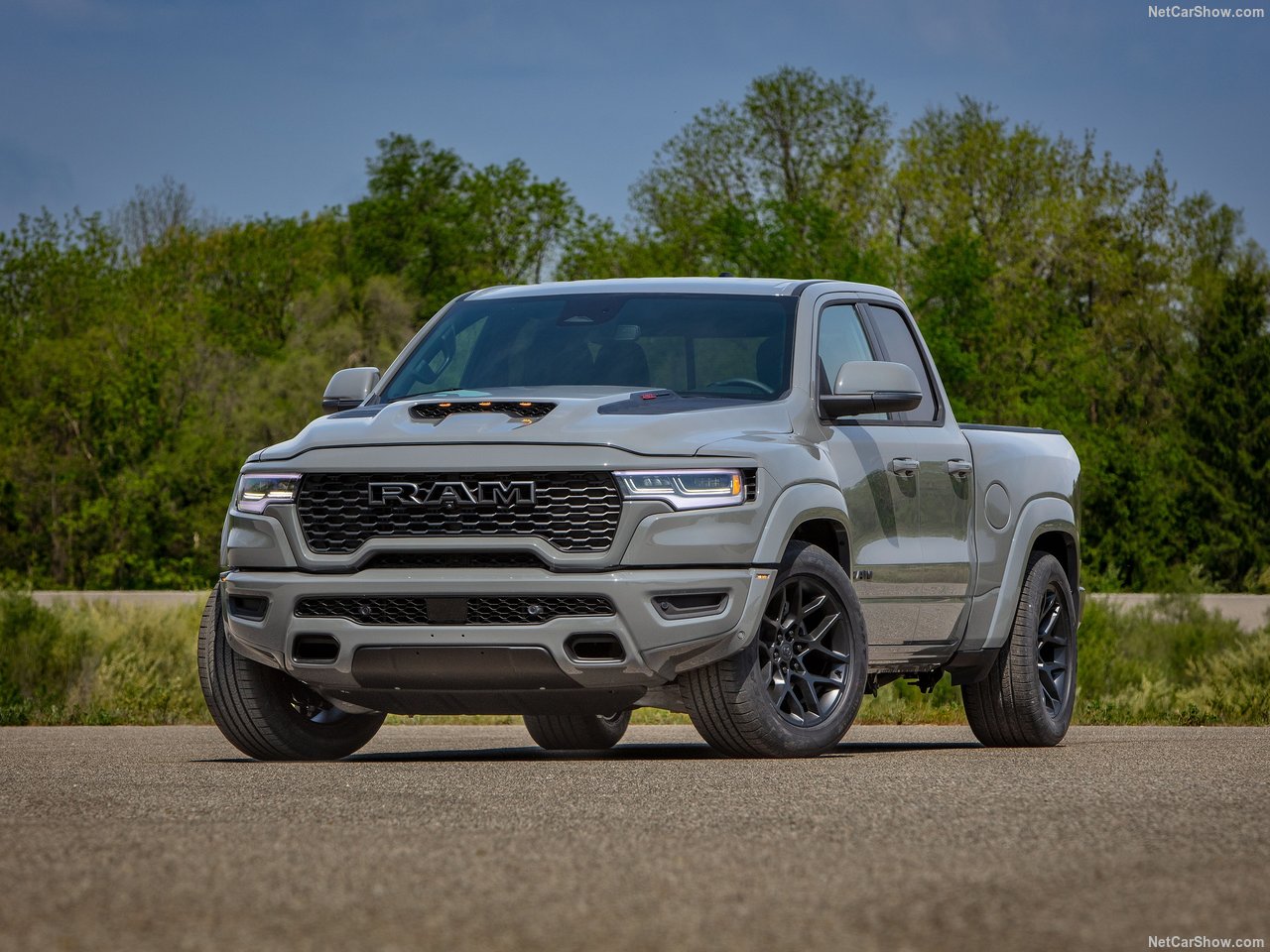 Ram-1500_Rumble_Bee-2027-1280-c2dae0221fc369a8d5048af520ce69695f