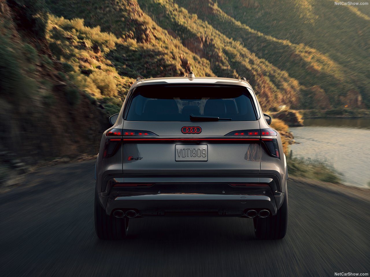 Audi-SQ7-2027-1280-f8589c30c83b76adda0075cf204841f970