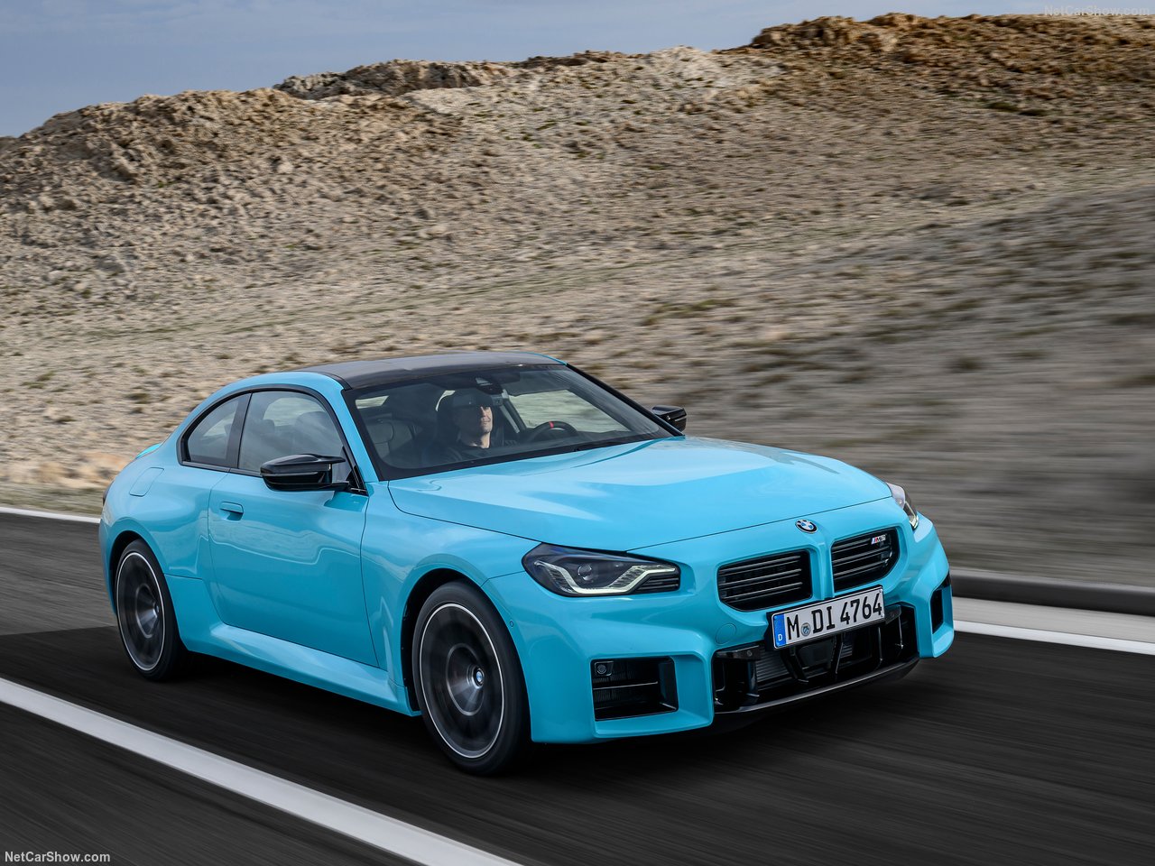 BMW-M2_with_M_xDrive-2027-1280-5880563e4e8a200e8b7dec21a153c59846