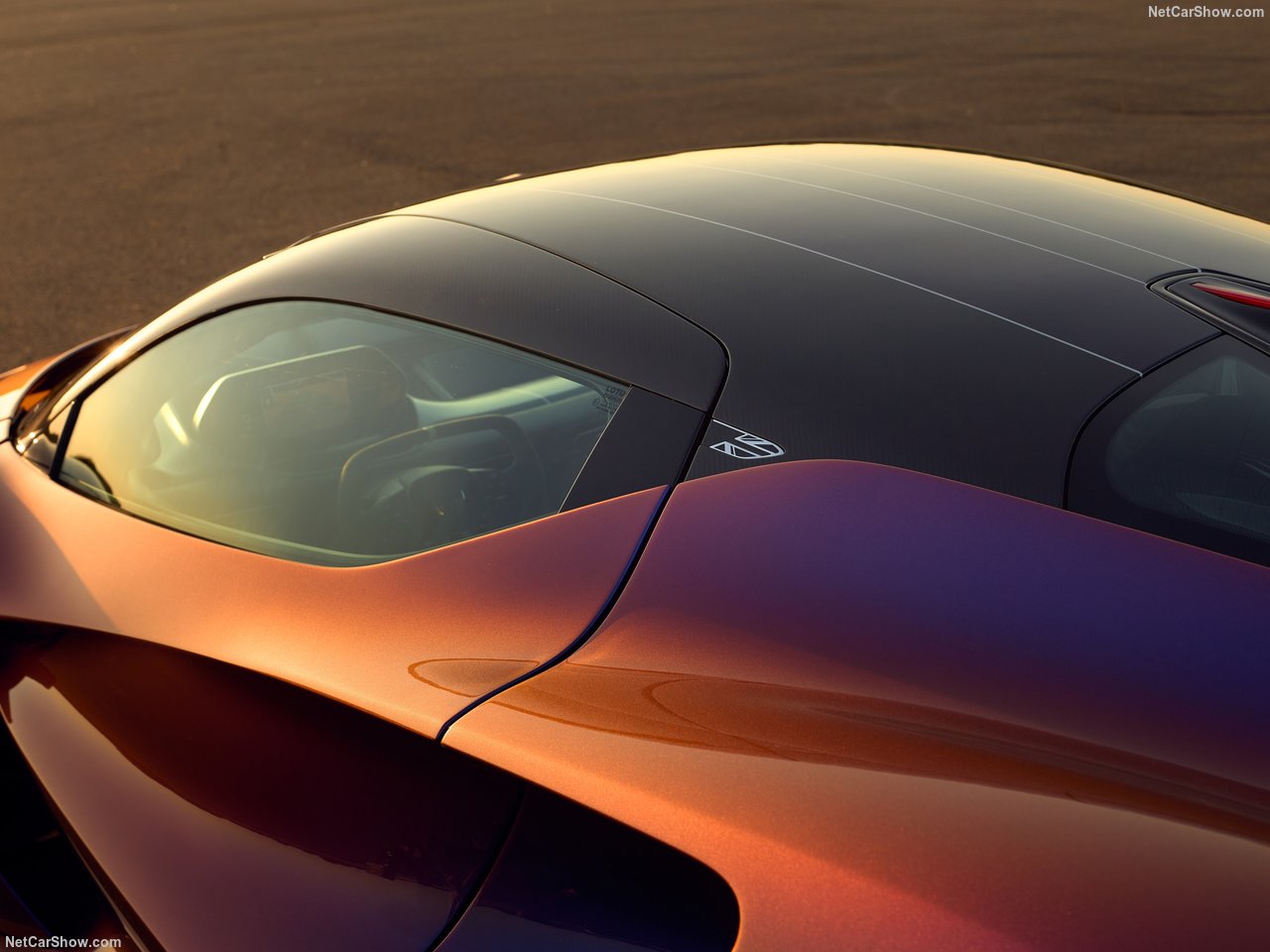 لوتس ايفايا لوتس ايفايا